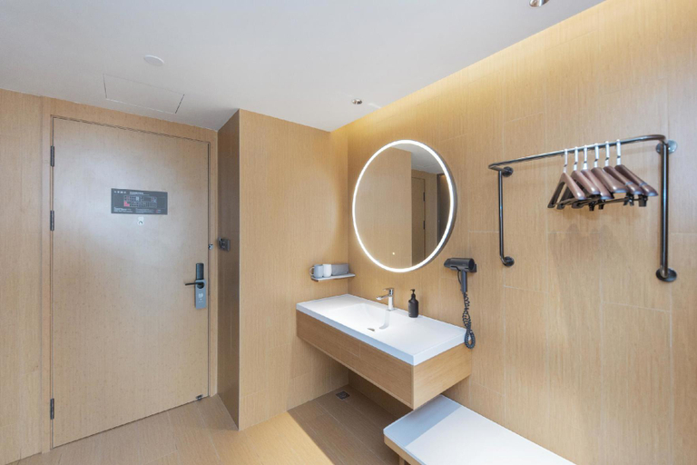 Bathroom 2, Ji Hotel Fuyang Linquan Chengnan New Area, Fuyang