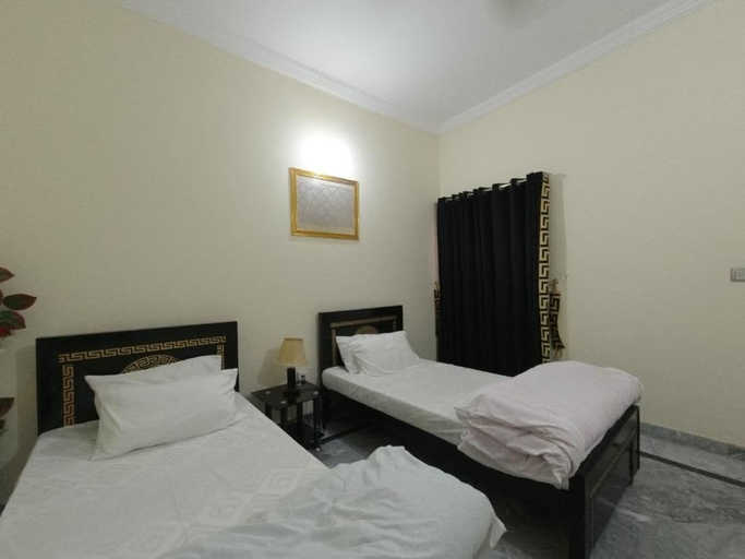 Primary image 5, Room-cozy Guest Room in Rawalpindi - Per, Islamabad