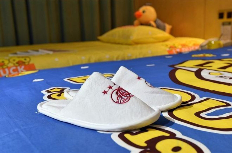 Bedroom 2, Dunhuang Hotel, Jiuquan