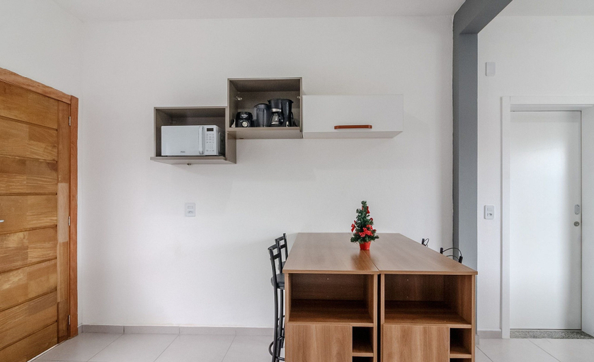 Dining, 1BR House w/ BBQ & Garage in Penha Jcs0004, Penha