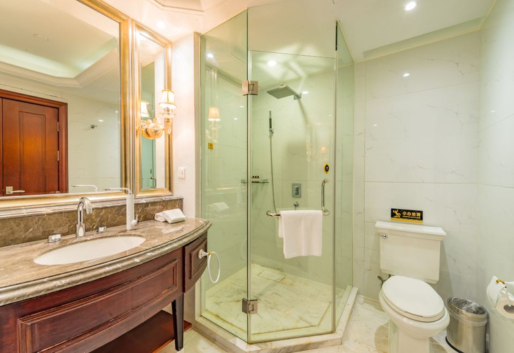 Bathroom 3, Rezen Hotel Zhoushan Tairu, Zhoushan