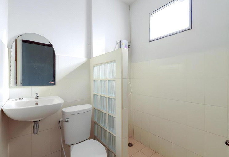 Bathroom 4, Dnk Baan Suan, Muang Lamphun