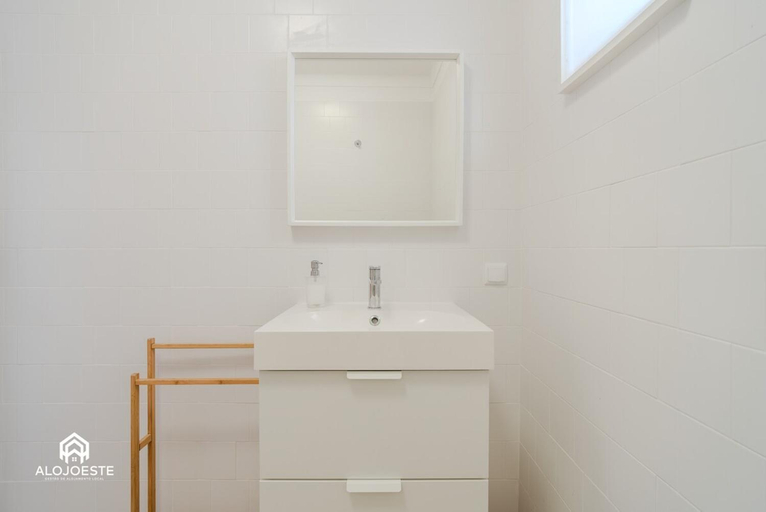 Bathroom 3, Ericeira Panoramic Sea View Apartments, Mafra
