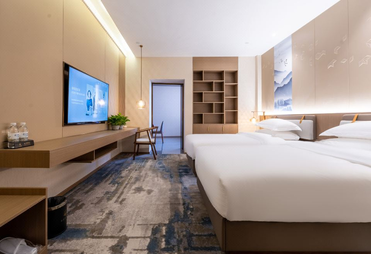 Bedroom, Qixing Lake Leisure Hotel, Suizhou Shi
