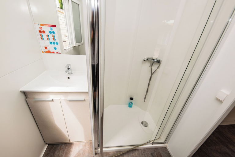 Bathroom 4, Camping Bellsol, Barcelona