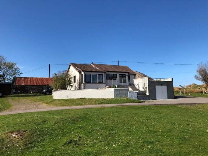 Exterior & Views 2, 3A Mellon Udrigle, Highland
