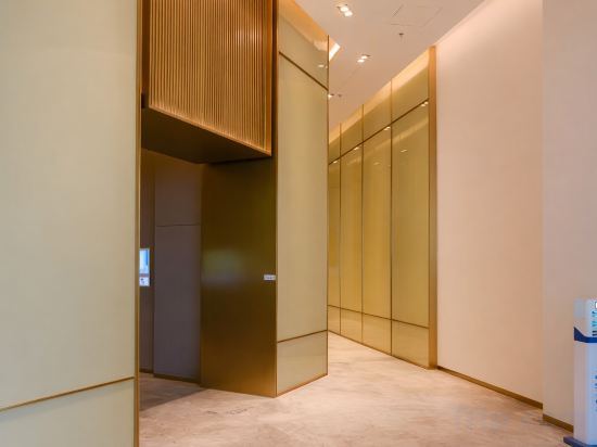 Hotel Interior/Public Areas 4, Beside The Waves · Sea View Loft Hotel (Xinghai Square), Dalian