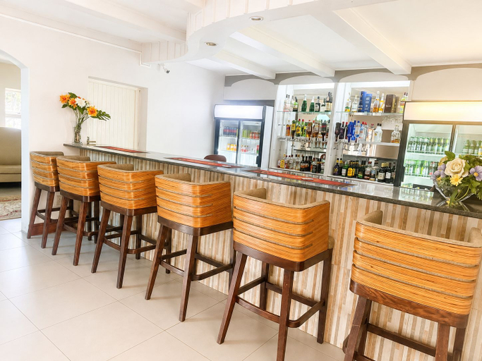 Food & Drinks 5, Airport Garden Boutique Hotel, Ekurhuleni