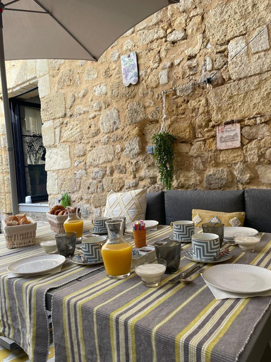 Food & Drinks 4, La Maison Colline, Gironde