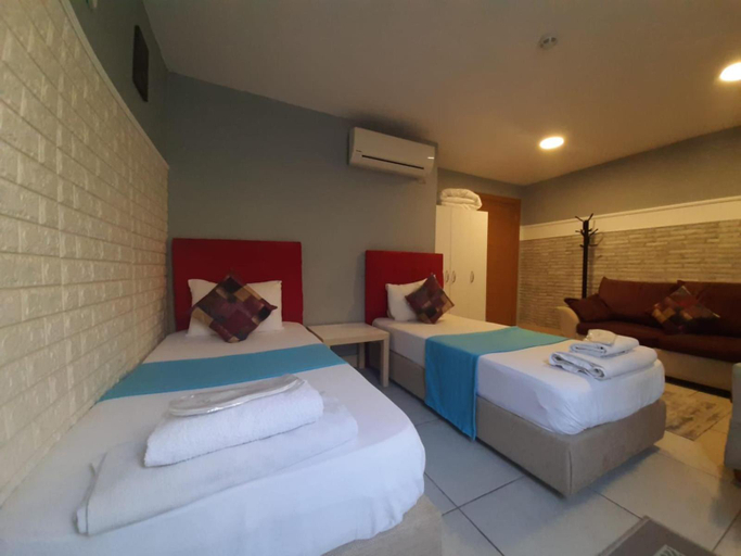 Bedroom 2, 216 Turkuaz Suit, Maltepe