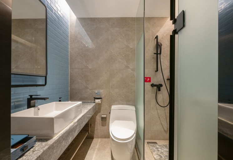 Bathroom 3, Echarm Hotel Hechi Bama, Hechi