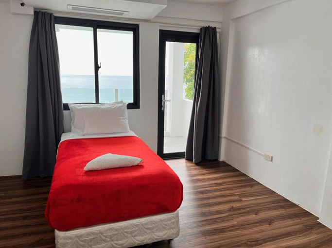 Bedroom 2, Cilex Hotel and Dive, Mabini