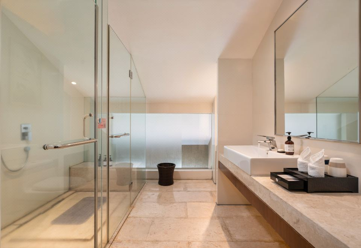 Bathroom 4, Four Seasons Ocean Courtyard Hotel Sanya, Sanya