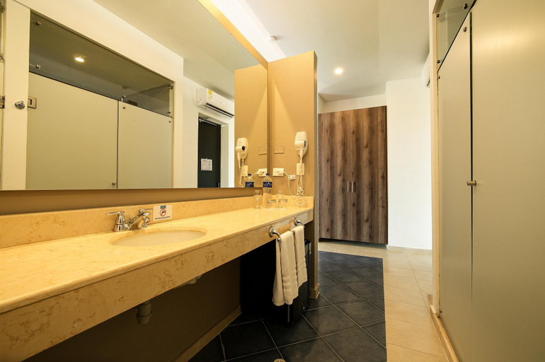 Bathroom 4, Decameron Baru - All inclusive, Cartagena de Indias