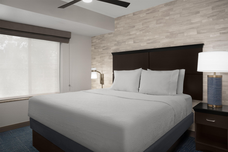 Bedroom 3, Hampton Inn & Suites Denver Tech Center, Denver