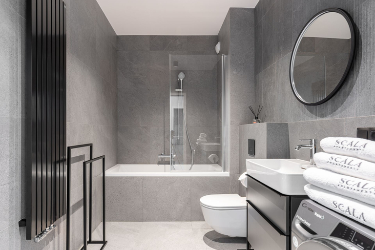 Bathroom 3, Scala City Center with Parking, Gdańsk City