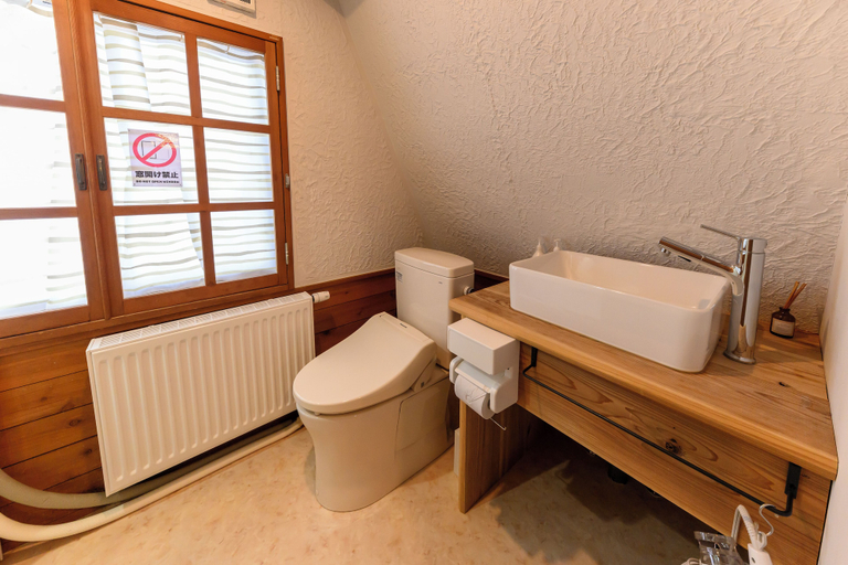 Bathroom 3, Madarao Vacances Village, Myōkō