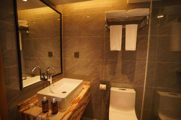 Bathroom 3, Vienna Hotel Guangxi Tiandong Times Plaza, Baise