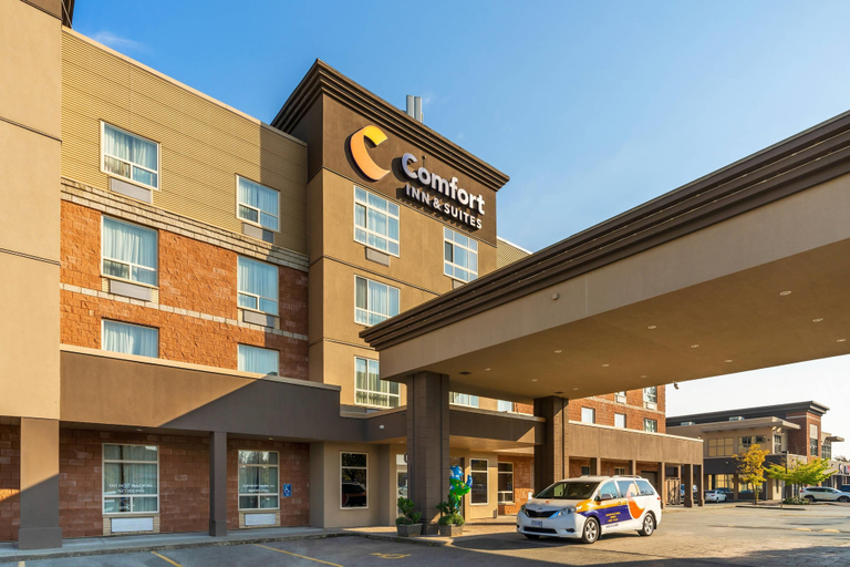 Exterior & Views 1, Comfort Inn & Suites Surrey, Greater Vancouver