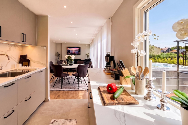 Private kitchen 3, Seavista Trelleborg Sea View & Jacuzzi, Trelleborg