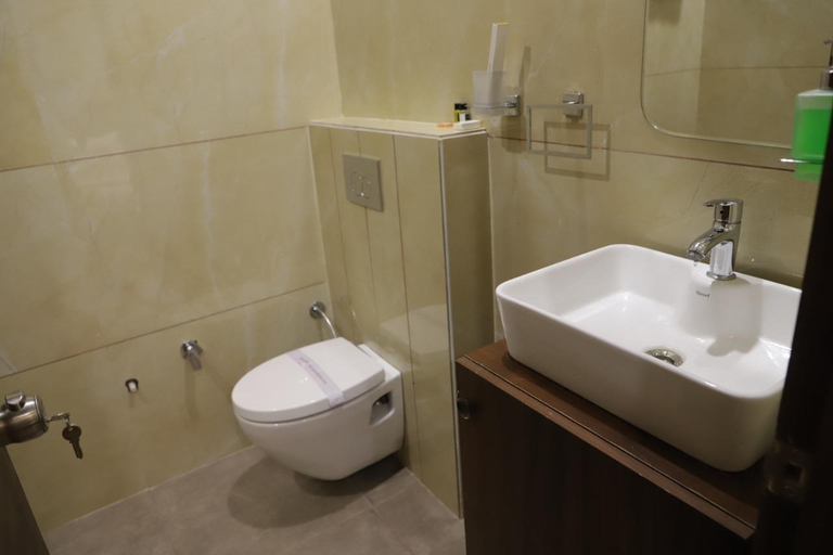 Bathroom, The Royal Casa, Ludhiana