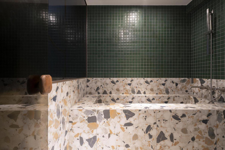 Bathroom 4, Glam Hotel, Nam