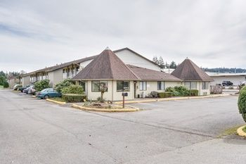 Others 5, OYO Woodland Hotel and Suites, Cowlitz