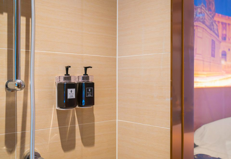 Bathroom 4, Vienna Hotel (Shenzhen Luohu Aiguo Road), Shenzhen