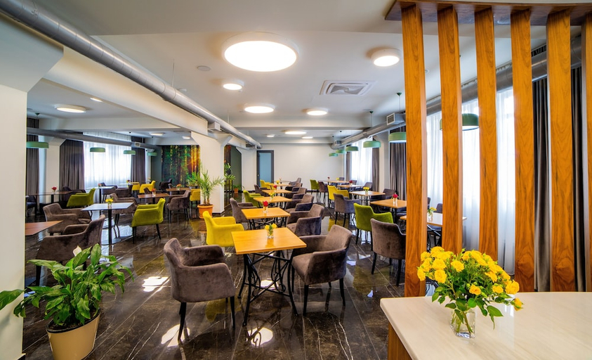 Food & Drinks 5, Median Hotel City Center Yerevan, Yerevan