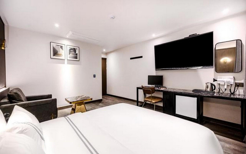 Bedroom 4, Gunsan Mari Hotel Gyeongjang branch , Gunsan