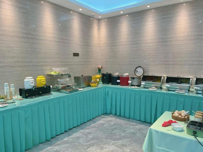 Food & Drinks, Xana Lite Huizhou Railway Station, Huizhou