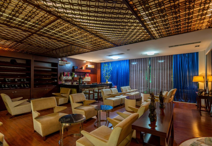 Food & Drinks 5, Floral Hotel · King Royal Hotel YunFu City, Yunfu