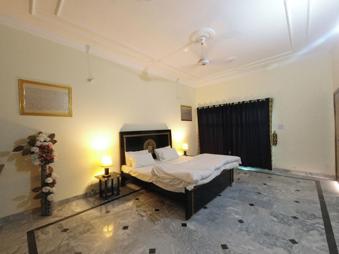 Room 4, Room-serene Guest Room Retreat in Rawalp, Islamabad