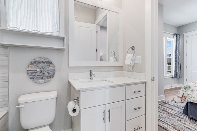Bathroom 5, Palmilla Beach Resort-200 Sunset Avenue, Nueces