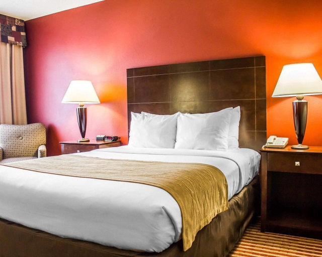 Bedroom 4, Comfort Inn & Suites Dayville - Killingly Industrial Park, Windham