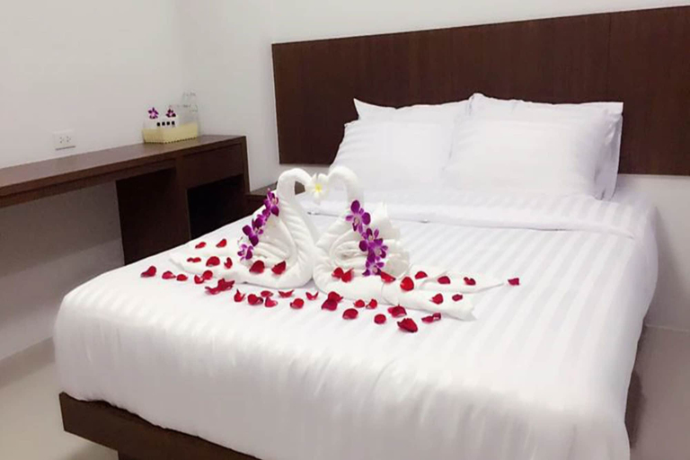Room 3, Nava Grand Hotel, Thanyaburi