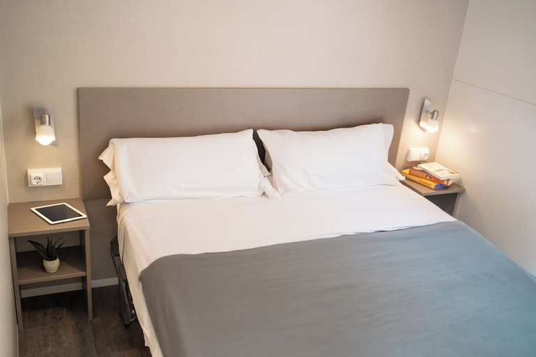 Bedroom 3, Camping Bellsol, Barcelona