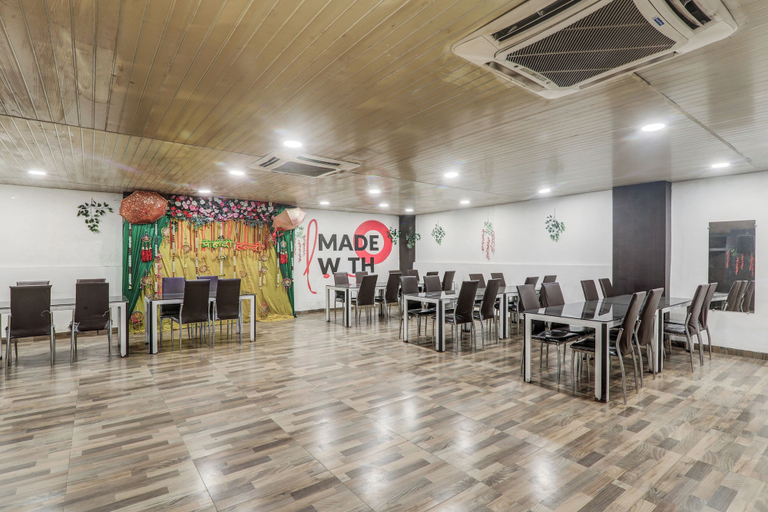 Meeting facility, OYO Townhouse Awas Vikas Kalyanpur, Kanpur Nagar