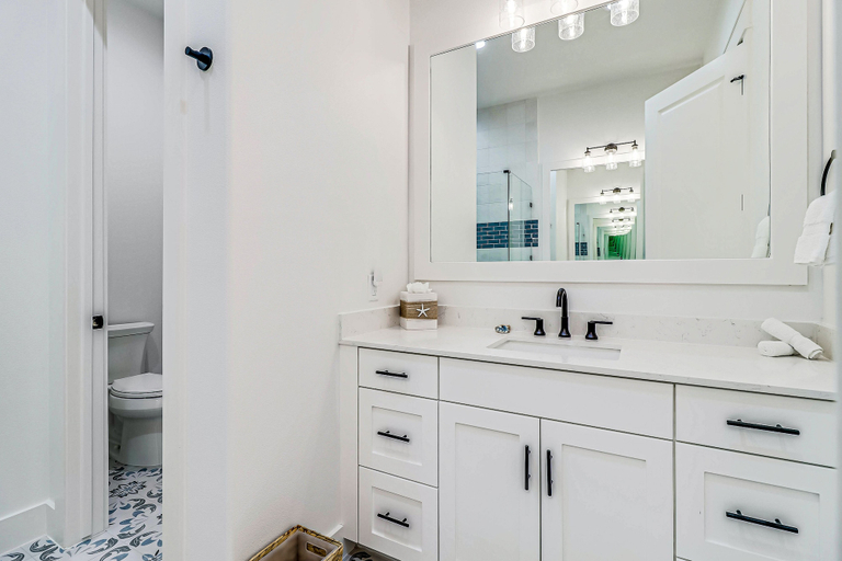 Bathroom 3, Palmilla Beach Resort-284 Sunrise Avenue, Nueces