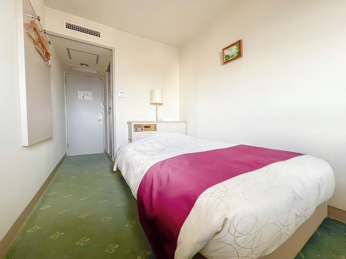 Bedroom 2, Hachinohe Plaza Hotel, Hachinohe