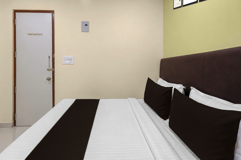 Room 3, Townhouse Nexus Mall Hyderabad, Ranga Reddy
