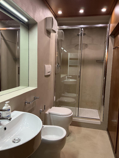 Bathroom 3, MAG1 , Florence