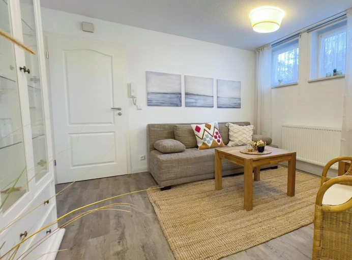 Living area 2, Captain's House Apartment 7, Cuxhaven