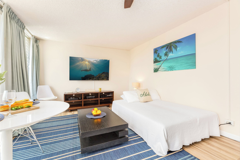 Exterior 2, Ocean-diamond Head Views Condo at Pacific Monarch Hotel Steps to the Beach, Honolulu