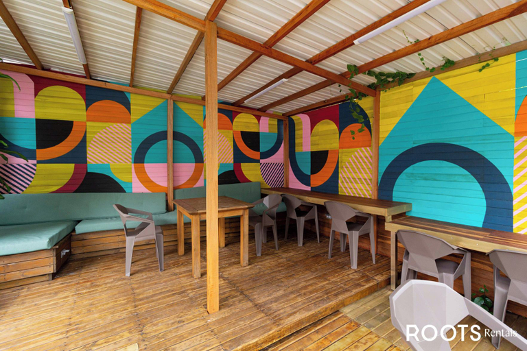 Food & Drinks 5, Aguacatala by Roots Rentals, Medellín