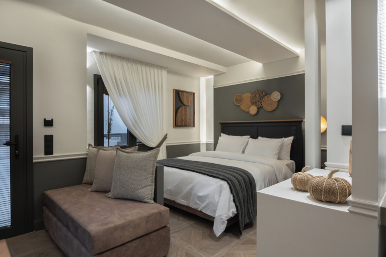 Room 2, Kosmitis Suites Athens, Attica