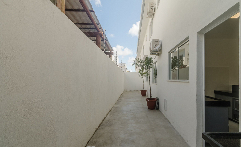 Terrace/patio, 4-bedroom Apart in Condominium With Pool Vif0104, Porto Seguro