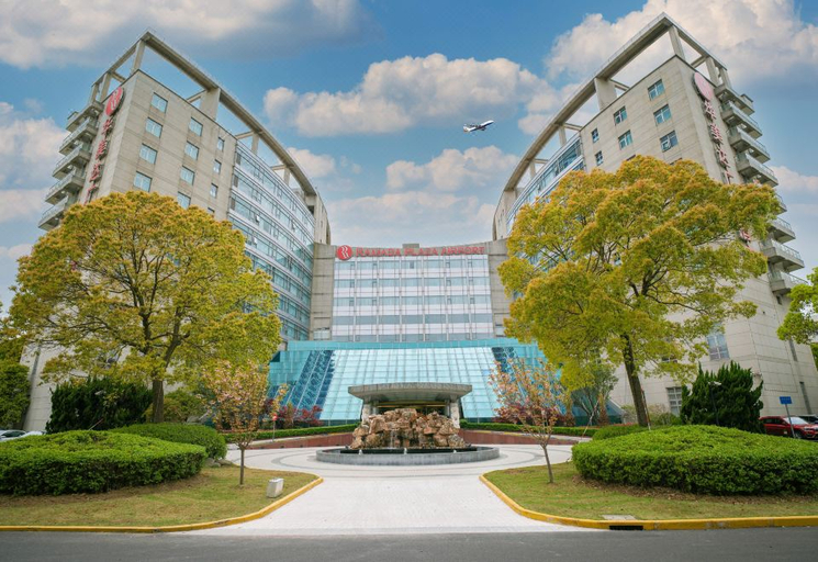 Exterior & Views 1, Ramada Plaza by Wyndham Shanghai Pudong Airport, Shanghai