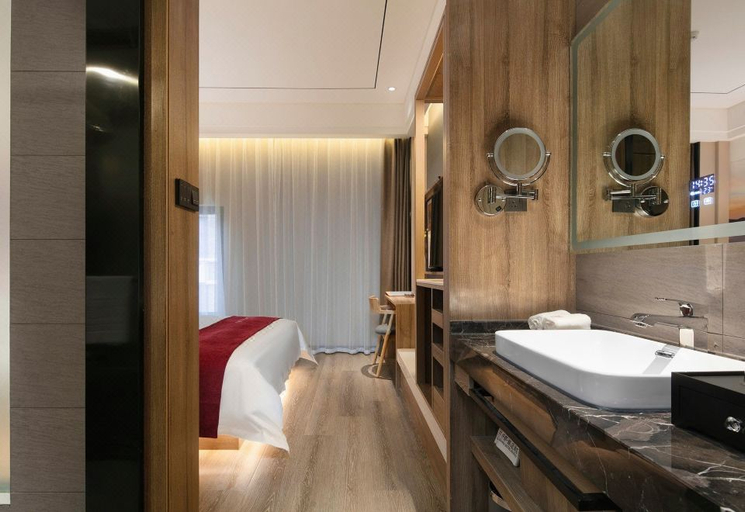 Bathroom 3, QIANNA HOTEL JOURNEY (Kaifeng Museum Wanda Plaza), Kaifeng