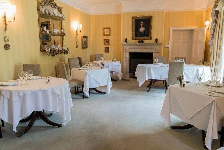 Food & Drinks 4, Guyers House Hotel and Restaurant, Wiltshire